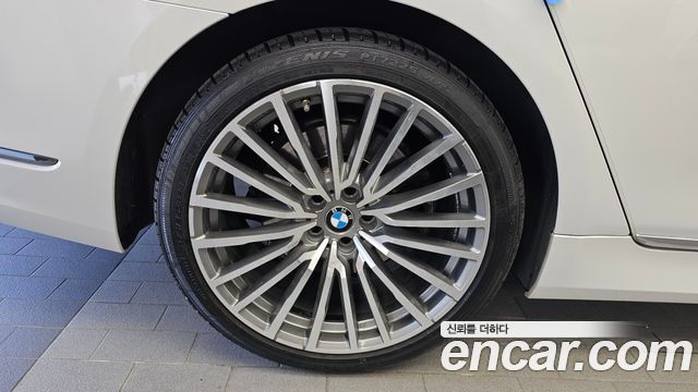 BMW 7-Series из Кореи Encar