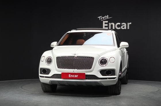 Bentley Bentayga 6.0 W12 — пробег 95 282 км — фото 3 из 5
