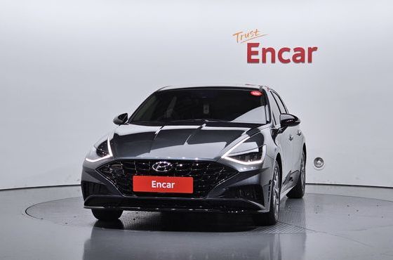 Hyundai Sonata 2.0 Premium Plus — пробег 6 917 км — фото 3 из 5