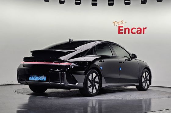 Hyundai Ioniq6 Long Range Exclusive + — пробег 72 300 км — фото 2 из 5