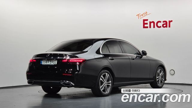 Mercedes-Benz E-Class из Кореи Encar