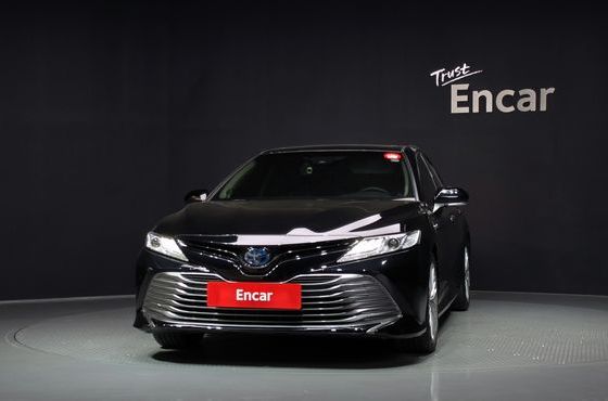 Toyota Camry 2.5 XLE Hybrid — пробег 90 932 км — фото 3 из 5