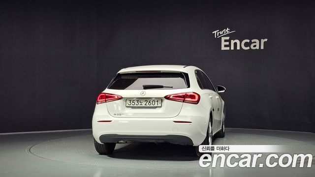 Mercedes-Benz A-Class из Кореи Encar