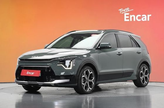 Kia Niro Signature — пробег 44 781 км — фото 1 из 5