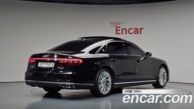 Audi A8 55 TFSI Quattro LWB — пробег 82 025 км — фото 2 из 5