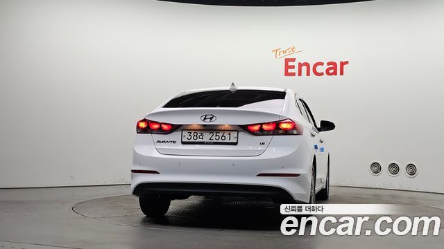 Hyundai AVANTE из Кореи Encar