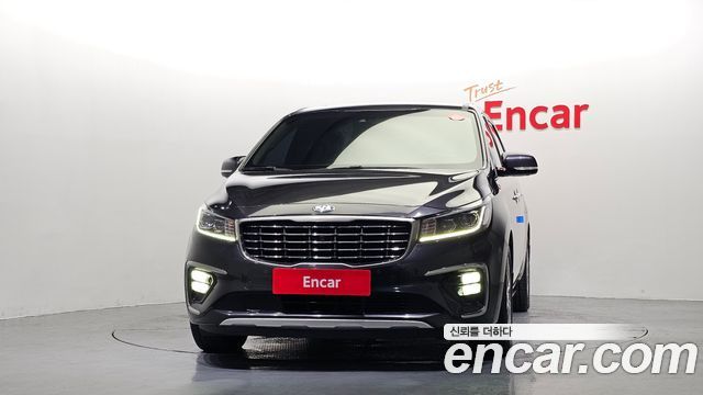 Kia Carnival 9-Seater Noblesse Special — пробег 163 770 км — фото 3 из 5