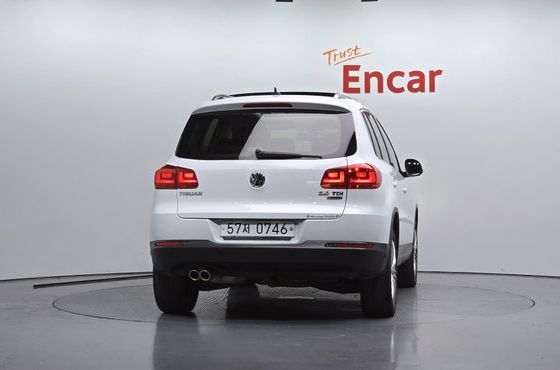 Volkswagen Tiguan 2.0 TDI Premium 5N — пробег 188 148 км — фото 4 из 5