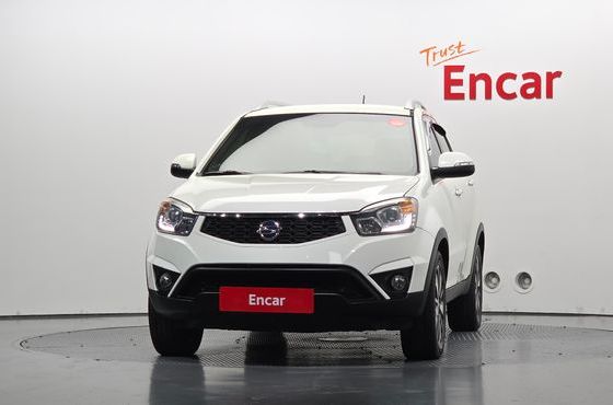 Ssangyong KORANDO 2.0 CVX 4WD High-Deluxe — пробег 143 080 км — фото 3 из 5