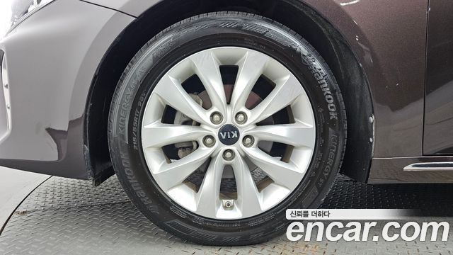 Kia K5 из Кореи Encar