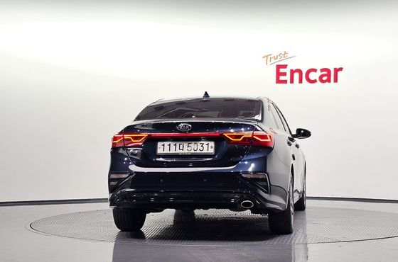 Kia K3 Luxury — пробег 84 096 км — фото 4 из 5