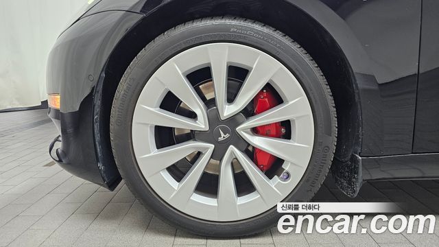 Tesla Model 3 Long Range AWD — пробег 69 621 км — фото 5 из 5