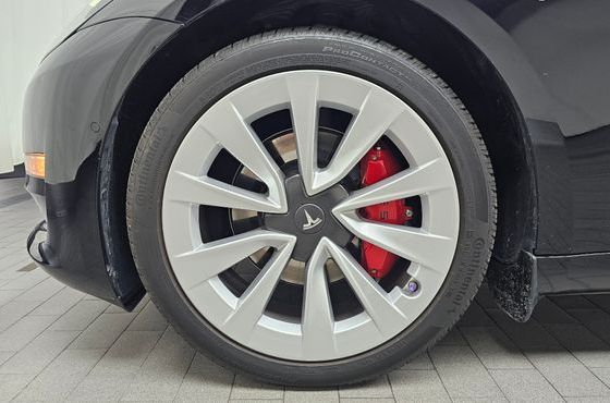 Tesla Model 3 Long Range AWD — пробег 69 621 км — фото 5 из 5