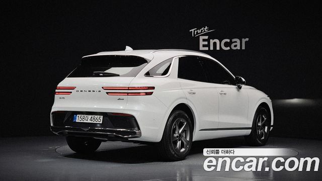 Genesis GV70 из Кореи Encar