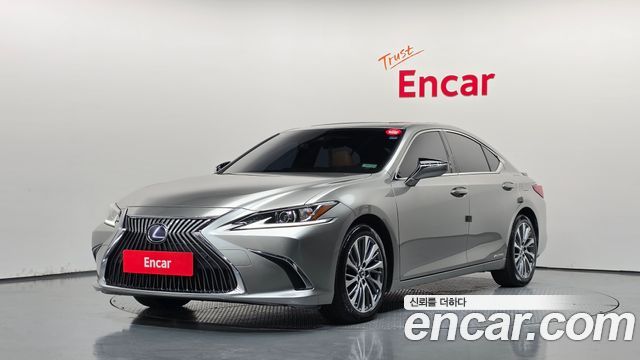 Lexus ES Luxury — пробег 69 299 км — фото 1 из 5