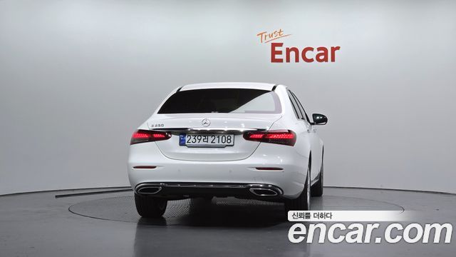 Mercedes-Benz E-Class из Кореи Encar
