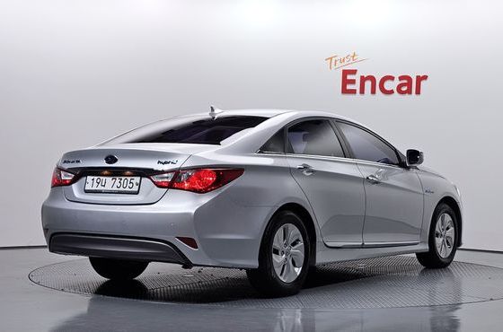 Hyundai Sonata 2.0 Smart — пробег 114 869 км — фото 2 из 5