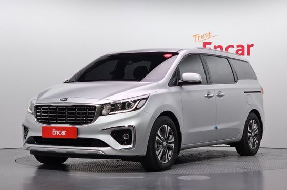Kia Carnival 9-Seater Luxury — пробег 46 746 км — фото 1 из 5