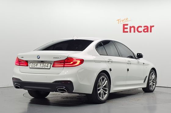 BMW 5-Series 520d xDrive M Sport Package Plus — пробег 186 467 км — фото 2 из 5