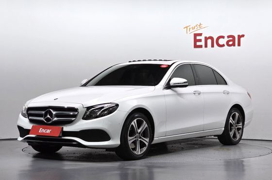 Mercedes-Benz E-Class E220d Avantgarde — пробег 91 455 км — фото 1 из 5