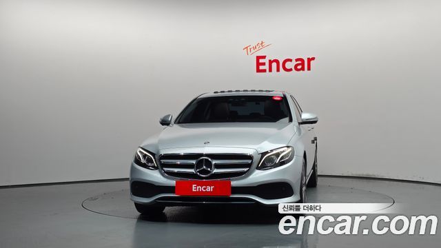 Mercedes-Benz E-Class из Кореи Encar