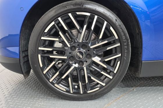 Mini Cooper SE Favoured — пробег 24 176 км — фото 5 из 5