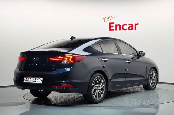 Hyundai AVANTE 1.6 Premium — пробег 125 850 км — фото 2 из 5