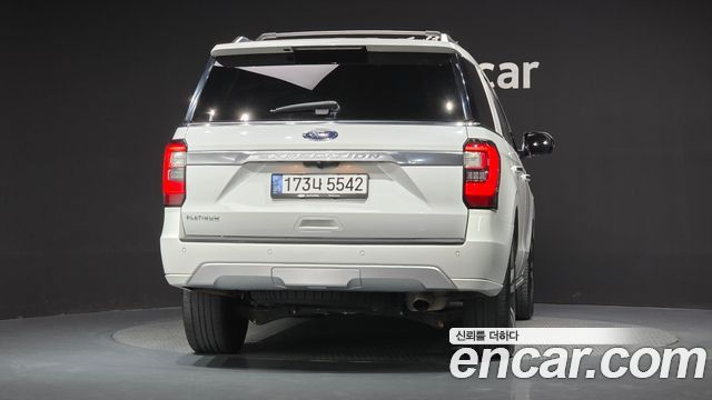 Ford Expedition Platinum 4WD 7Seater — пробег 95 383 км — фото 4 из 5