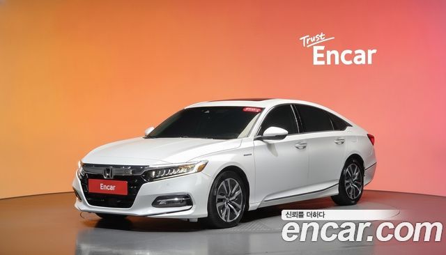 Honda Accord 2.0 Hybrid Touring — пробег 120 350 км — фото 1 из 5