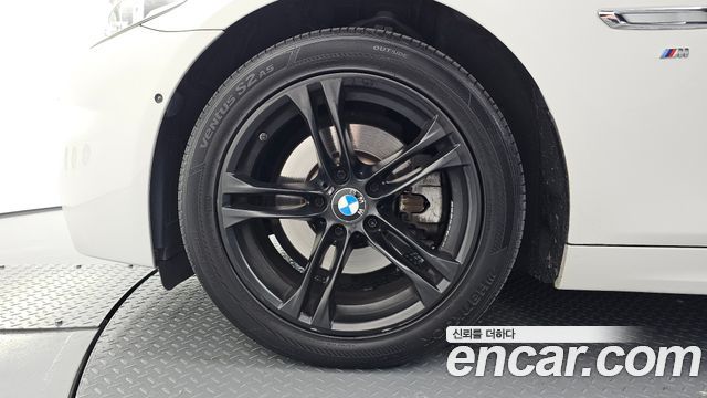 BMW 5-Series 520d xDrive M Aero Dynamic — пробег 180 088 км — фото 5 из 5