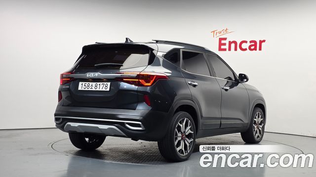 Kia Seltos из Кореи Encar