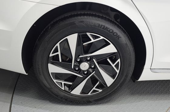 Hyundai Grandeur Premium — пробег 58 872 км — фото 5 из 5