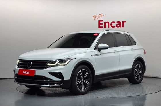 Volkswagen Tiguan 2.0 TDI Premium — пробег 46 132 км — фото 1 из 5