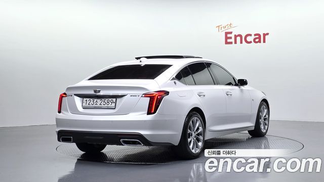 Cadillac CT5 2.0 Premium Luxury — пробег 40 936 км — фото 2 из 5