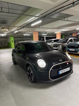 Mini Cooper Favoured — пробег 6 900 км — фото 1 из 5