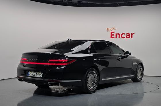 Genesis G90 5.0 AWD Prestige — пробег 185 013 км — фото 2 из 5