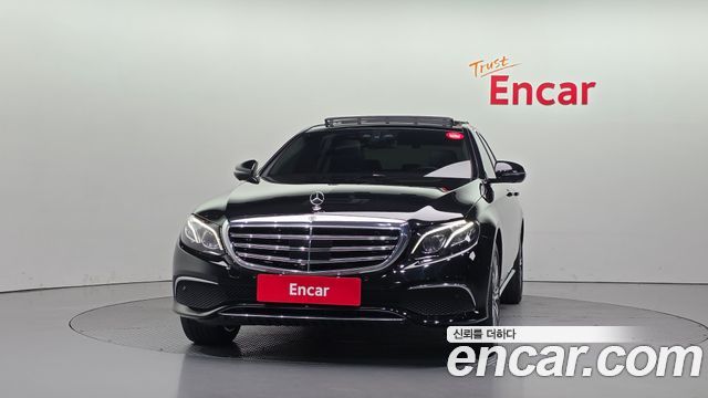 Mercedes-Benz E-Class из Кореи Encar