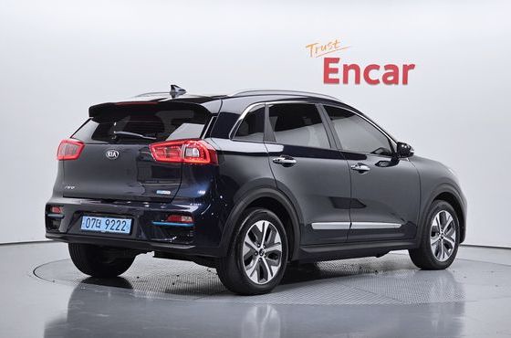 Kia Niro Noblesse — пробег 183 043 км — фото 2 из 5
