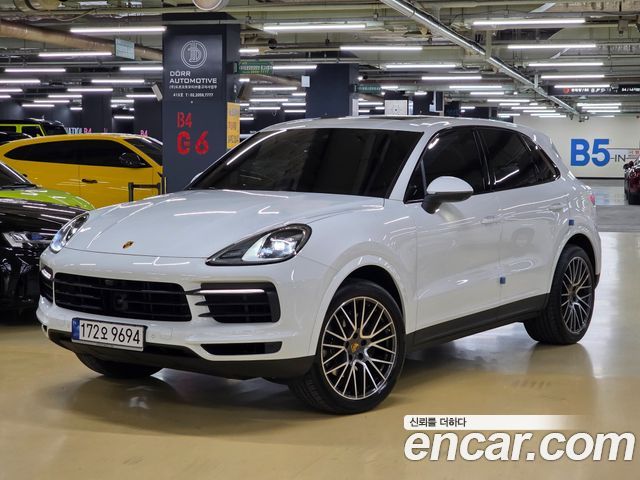 Porsche Cayenne 3.0 — пробег 33 000 км — фото 2 из 5