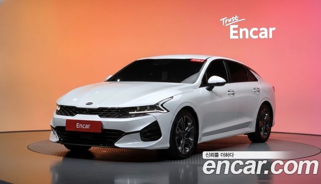 Kia K5 2.0 Signature — пробег 49 581 км — фото 1 из 5