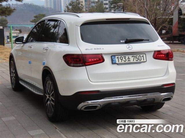 Mercedes-Benz GLC-Class GLC220 d 4MATIC — пробег 71 504 км — фото 4 из 5