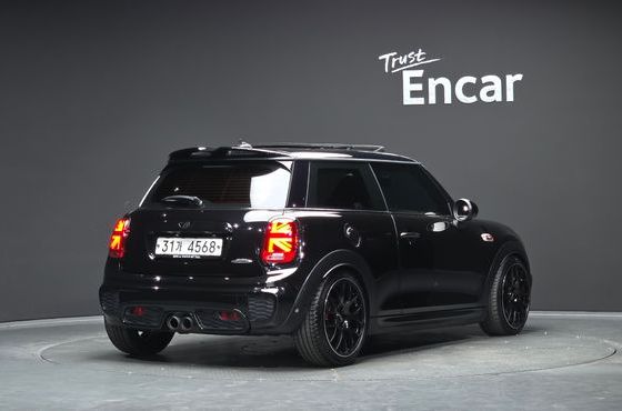 Mini Cooper JCW 3rd Generation — пробег 146 077 км — фото 2 из 5