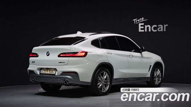 BMW X4 xDrive20i M Sports X Onlile Exclusive Edition — пробег 59 692 км — фото 2 из 5
