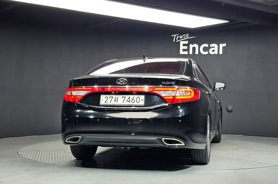 Hyundai Grandeur Premium — пробег 234 401 км — фото 4 из 5