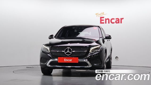 Mercedes-Benz GLC-Class GCL300 4MATIC Coupe — пробег 93 870 км — фото 3 из 5