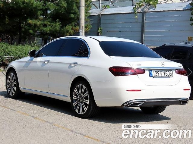 Mercedes-Benz E-Class E350 4MATIC Exclusive — пробег 98 746 км — фото 3 из 5