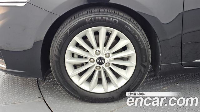 Kia K7 из Кореи Encar