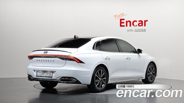 Hyundai Grandeur из Кореи Encar