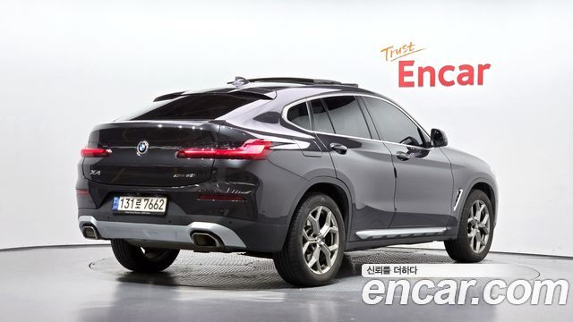 BMW X4 xDrive20i xLine — пробег 95 645 км — фото 2 из 5