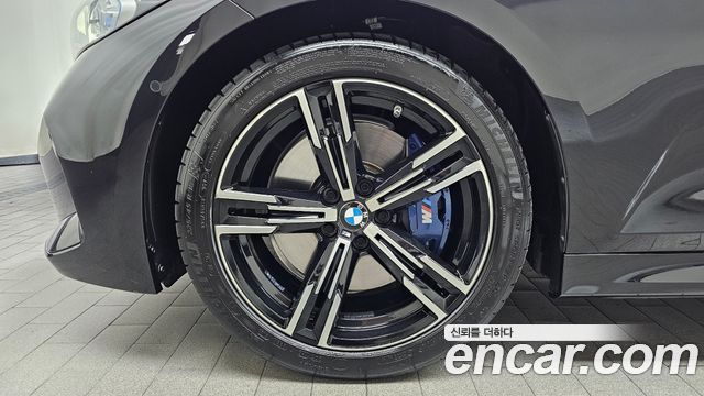 BMW 3-Series 320i M Sport — пробег 32 600 км — фото 5 из 5